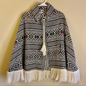 VTG 70s black and white poncho-flexible size
